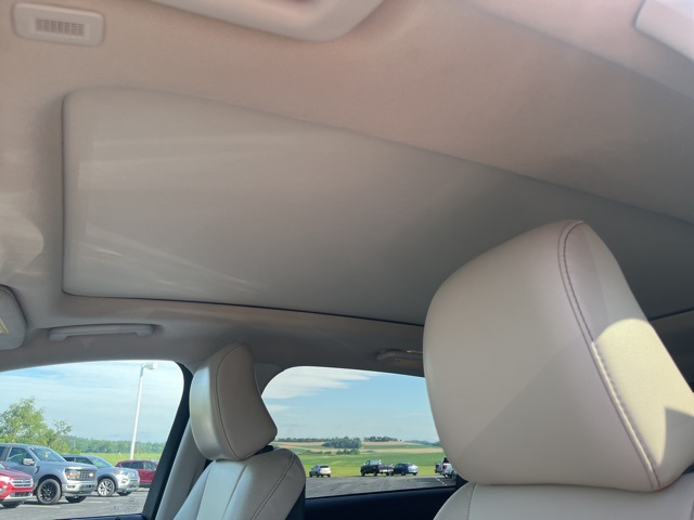 2022 Ford Edge Titanium photo 11