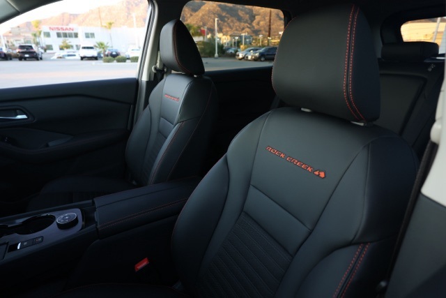 2026 Nissan Rogue SV photo 15