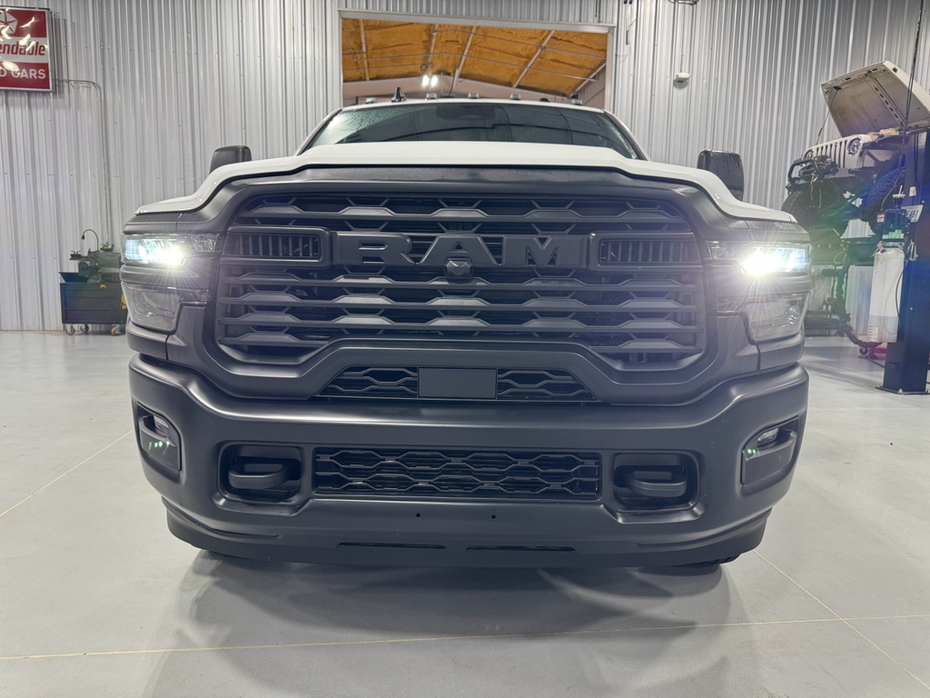 2025 Ram 3500 Tradesman photo 15