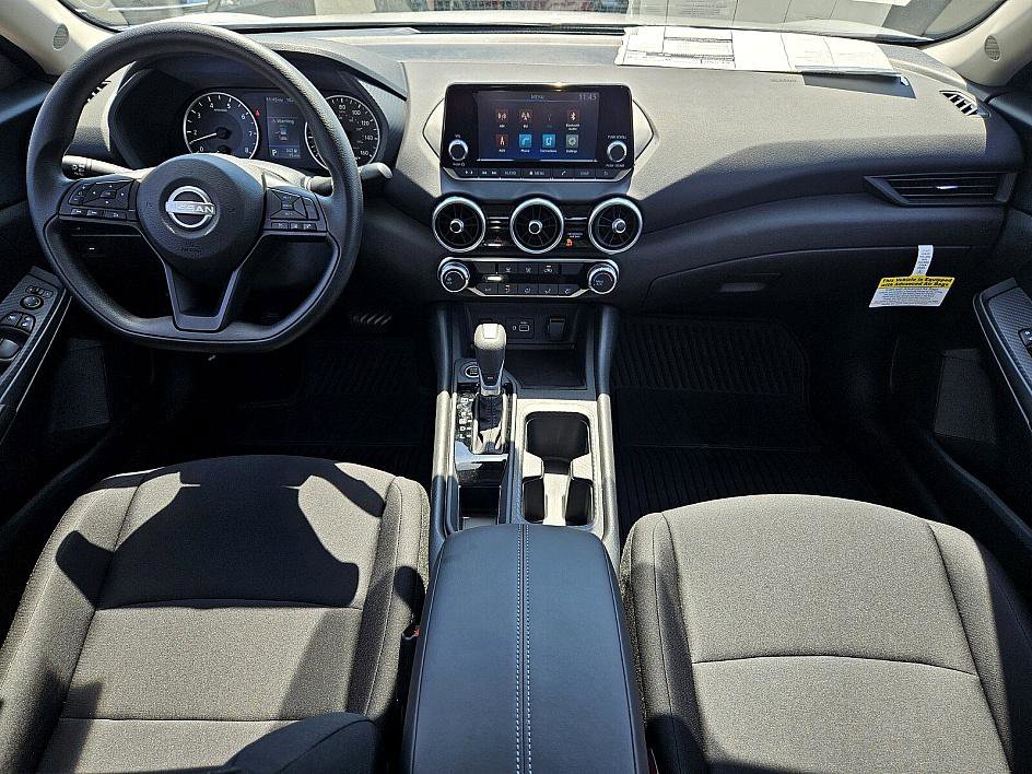 2025 Nissan Sentra S photo 10