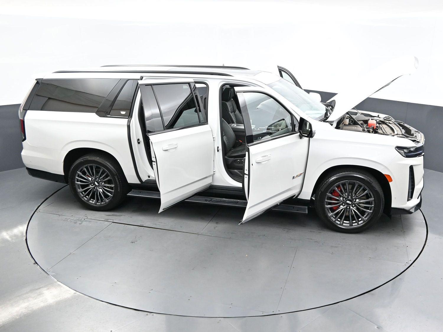 2023 Cadillac Escalade ESV V-Series photo 40