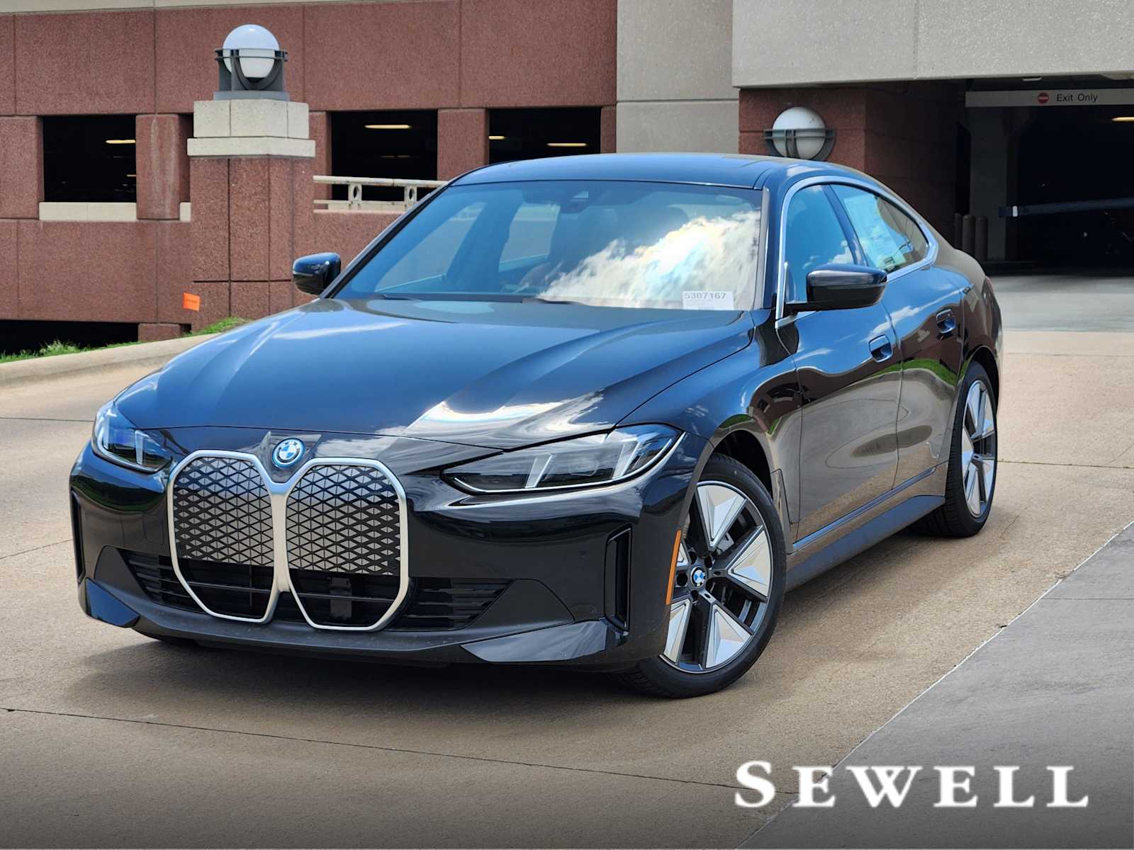 2025 BMW i4 eDrive40