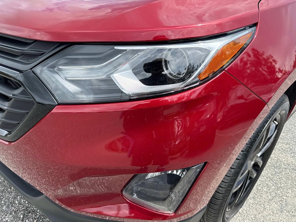 2021 Chevrolet Equinox LT photo 9