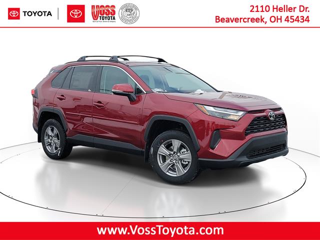 2025 Toyota RAV4 XLE's photo