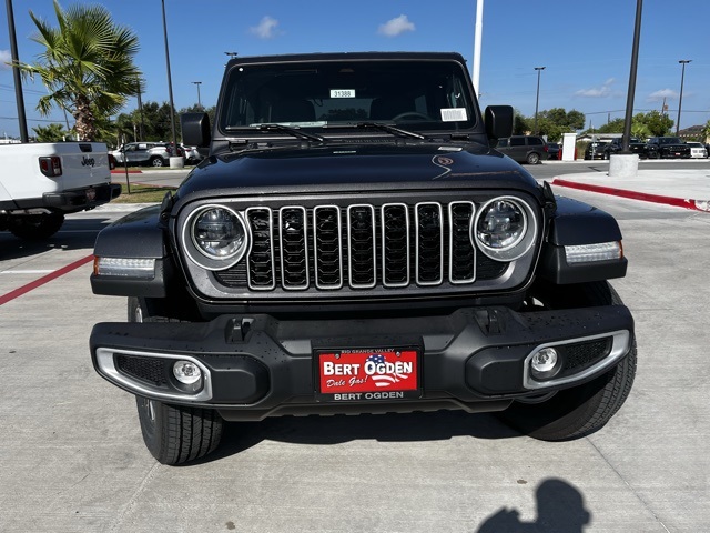 2025 Jeep Wrangler Sahara photo 2
