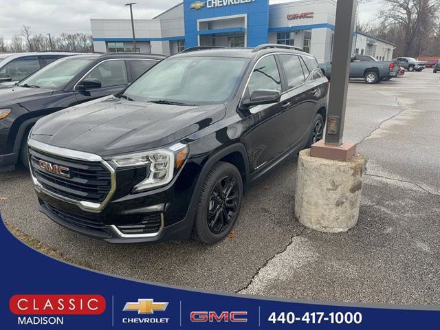2022 GMC Terrain SLE's photo
