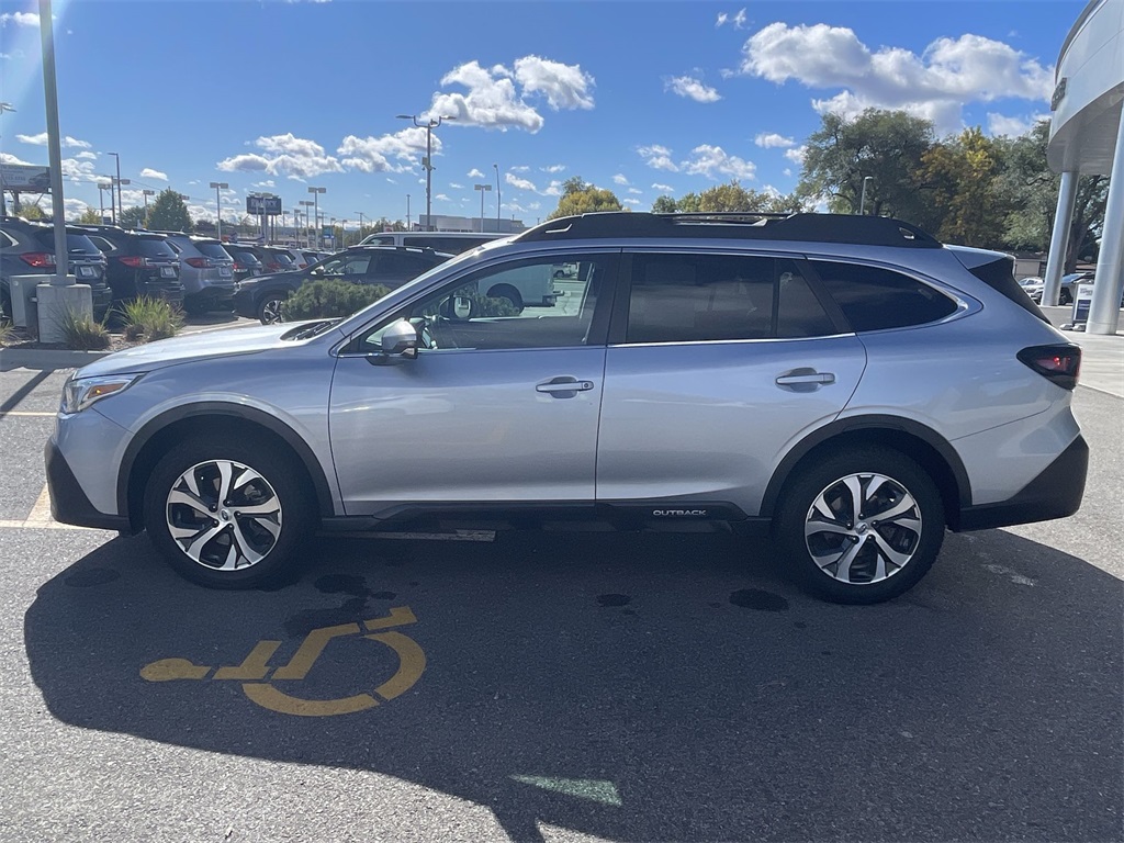 2021 Subaru Outback Limited photo 4