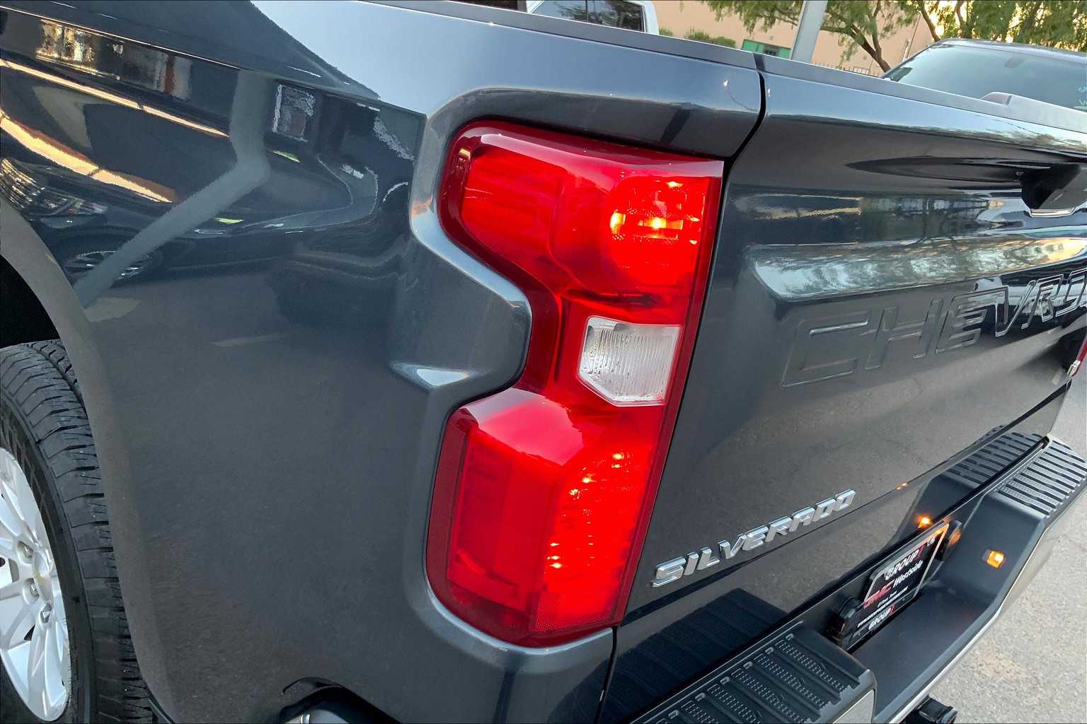 2020 Chevrolet Silverado 1500 LT photo 27