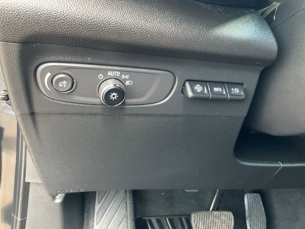 2023 Buick Envision Avenir photo 8