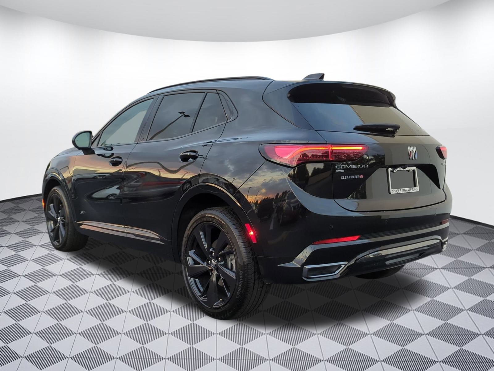 2024 Buick Envision Sport Touring photo 3