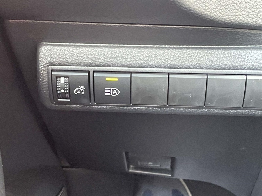 2026 Toyota Corolla LE photo 14