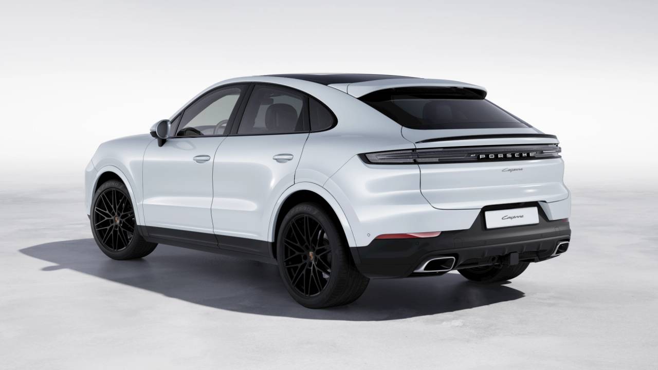 2026 Porsche Cayenne Coupe photo 3