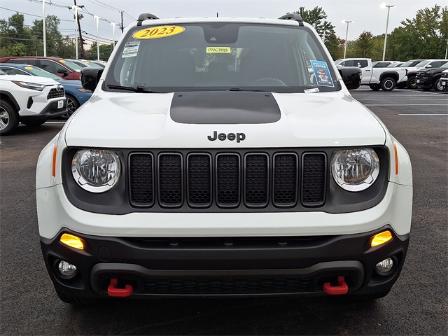 2023 Jeep Renegade Trailhawk photo 2