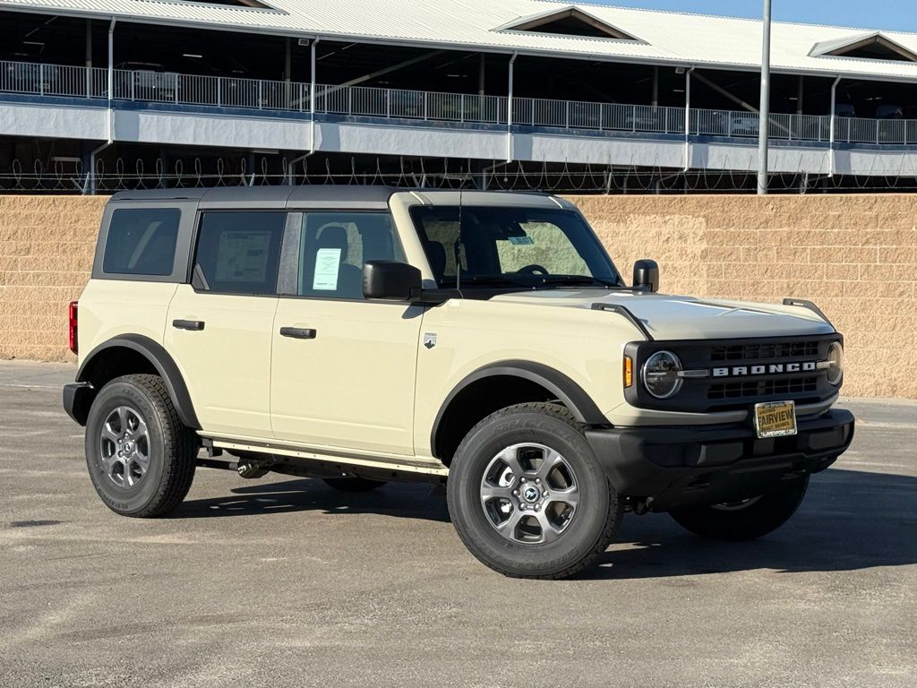 2025 Ford Bronco 4-Door Big Bend's photo