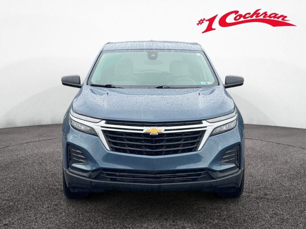 2024 Chevrolet Equinox LS photo 2