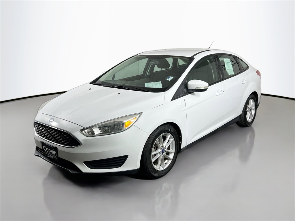 2016 Ford Focus SE photo 5