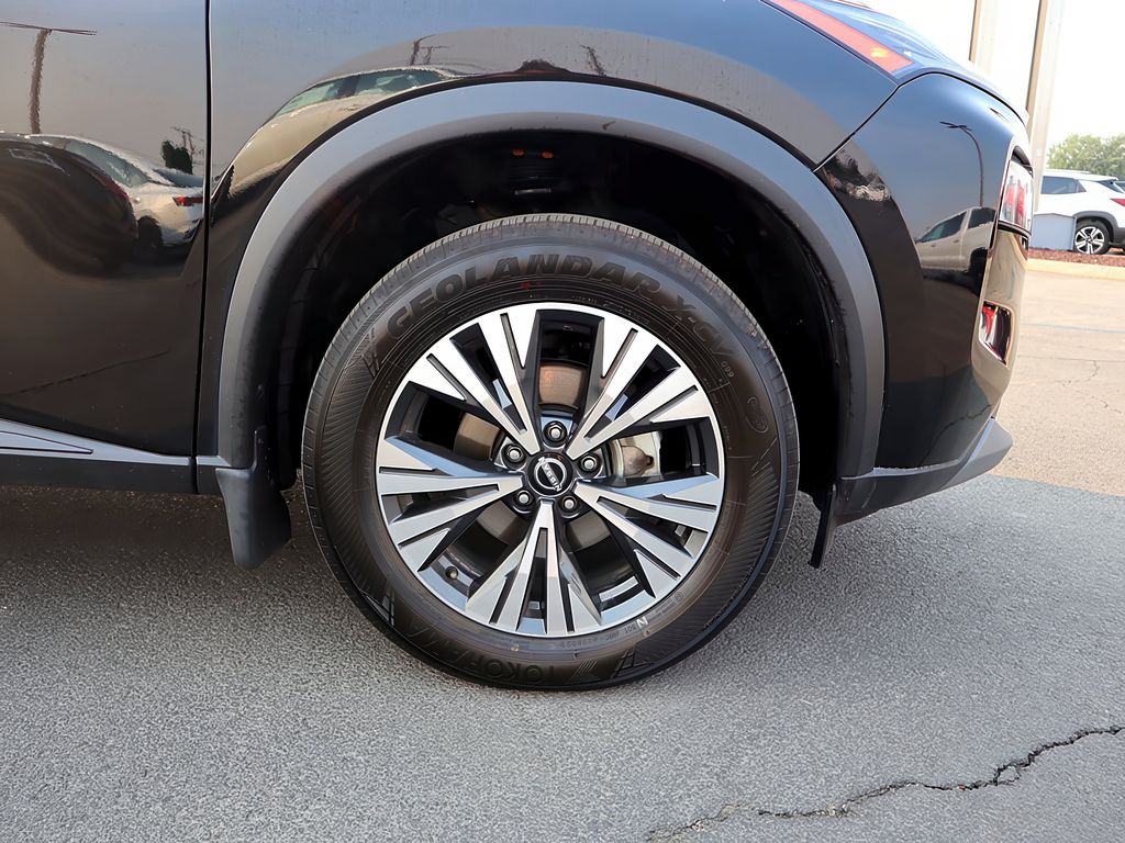 2023 Nissan Rogue SV photo 26