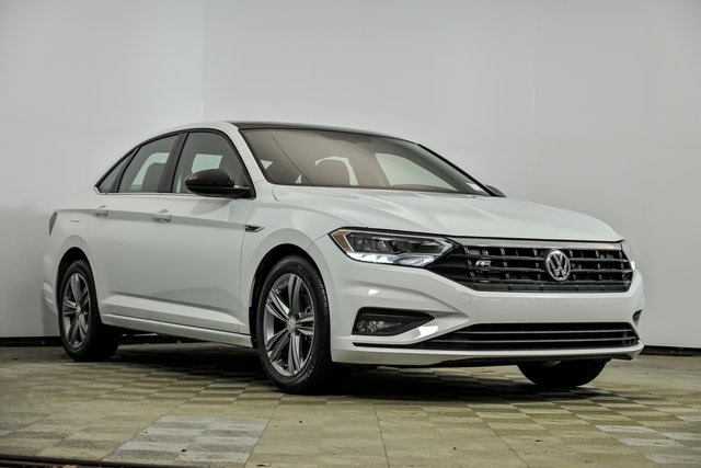 2020 Volkswagen Jetta R-Line's photo