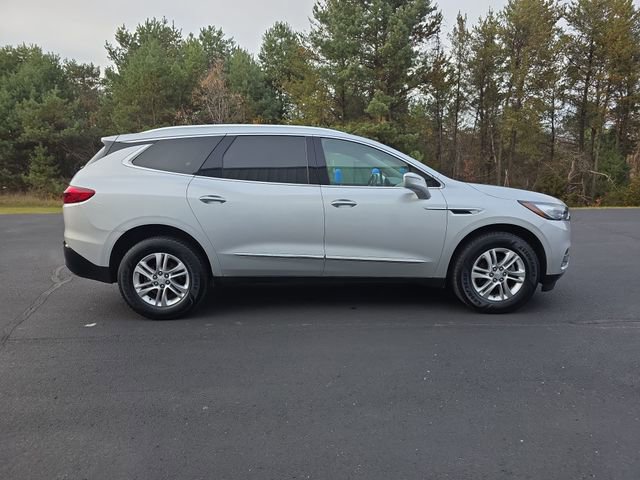 2020 Buick Enclave Essence photo 2