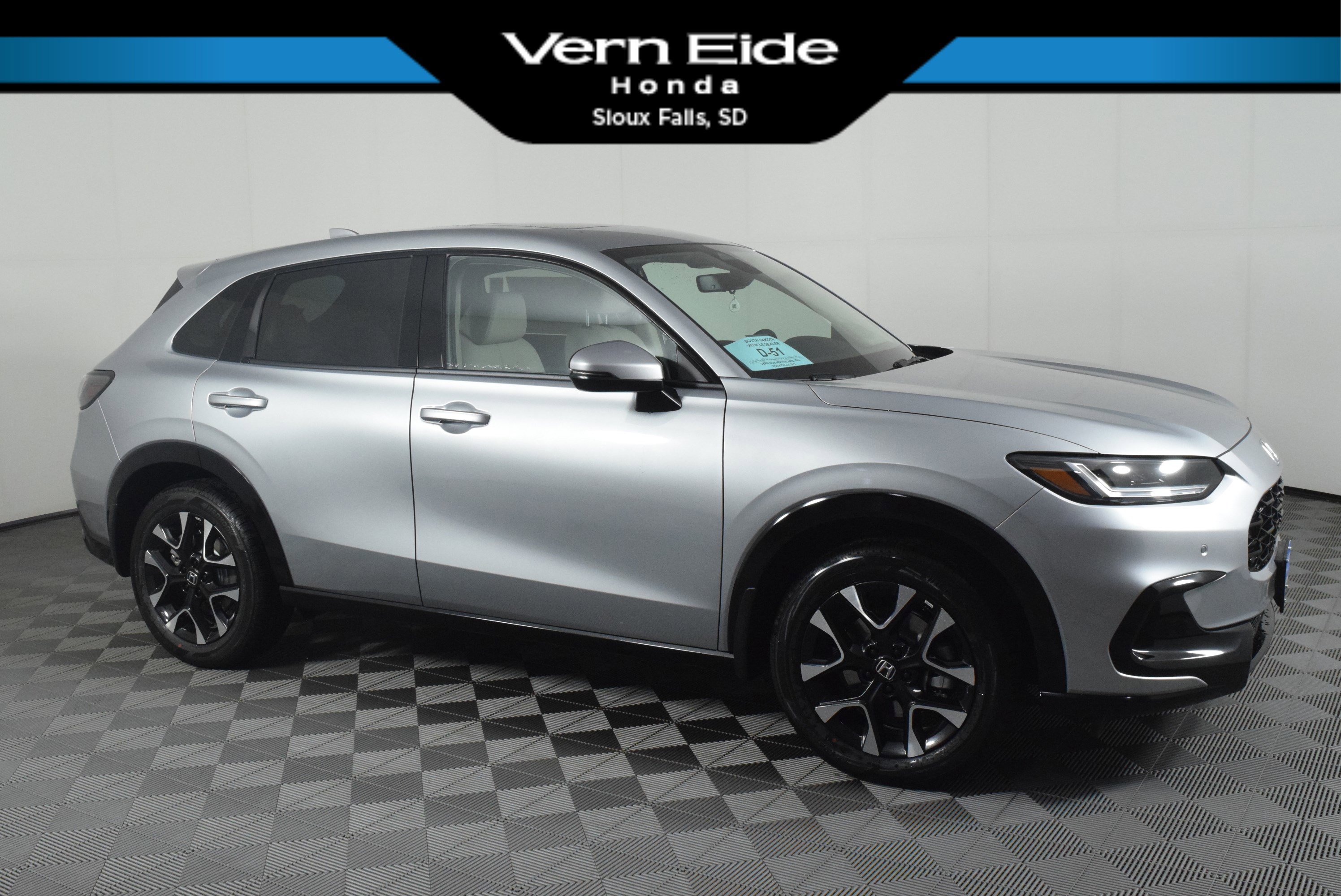 2026 Honda HR-V EX-L's photo