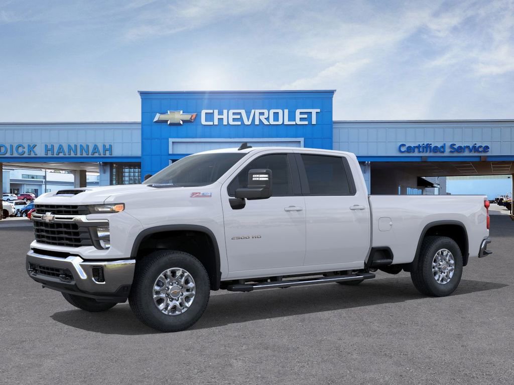2026 Chevrolet Silverado 2500HD LT photo 2