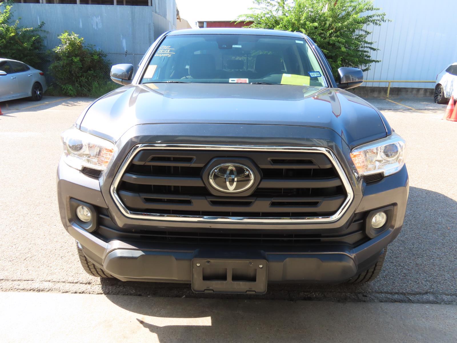2019 Toyota Tacoma SR5 photo 7