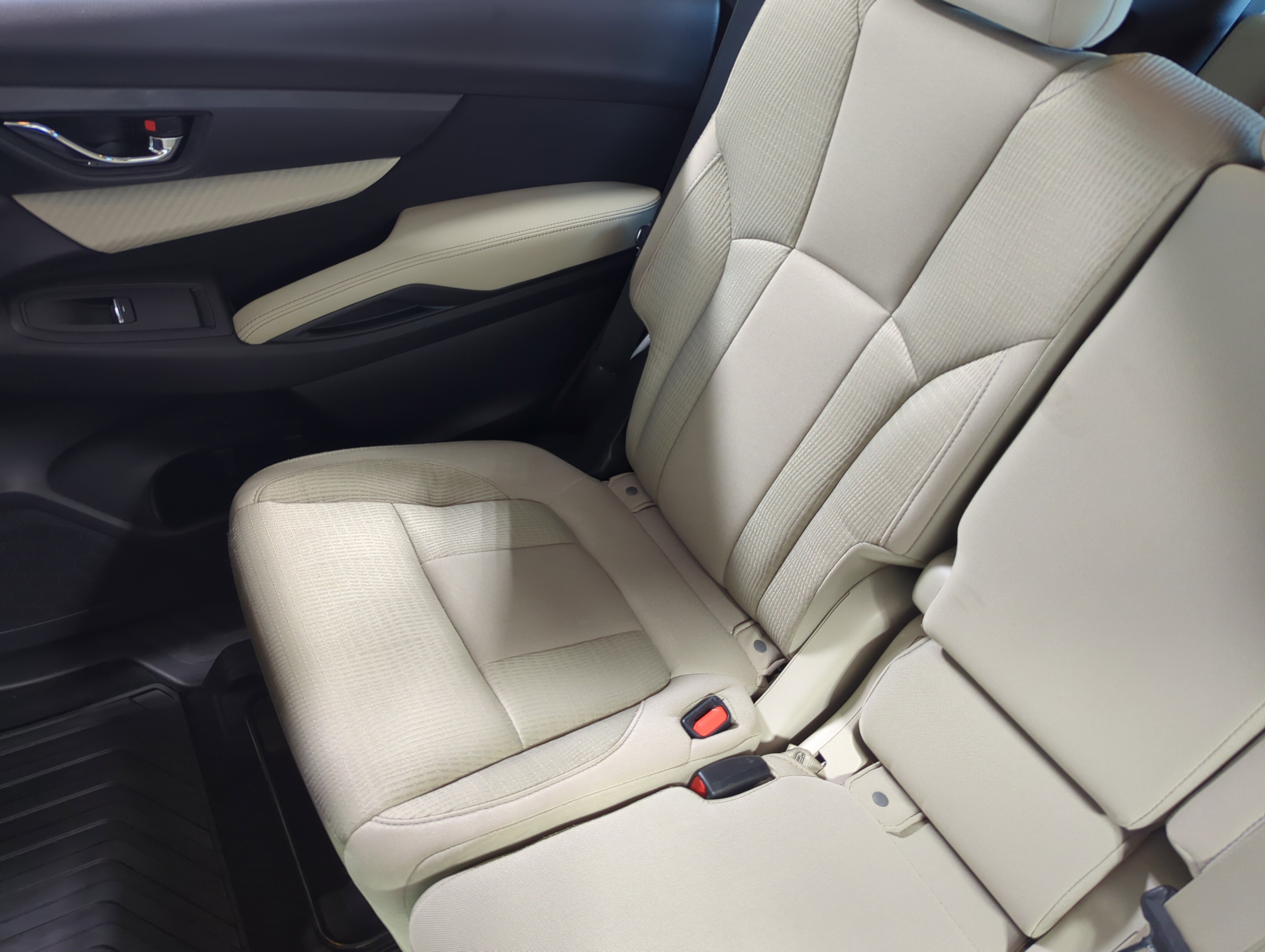 2021 Subaru Ascent Premium photo 9