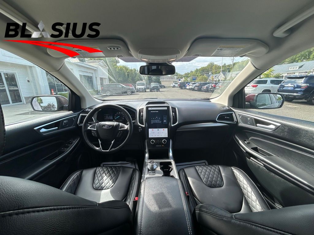 2023 Ford Edge Titanium photo 30