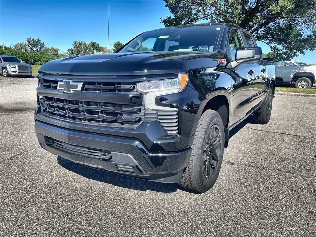 2026 Chevrolet Silverado 1500 RST photo 4