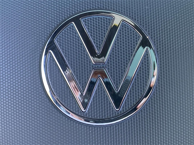 2020 Volkswagen Atlas Cross Sport SEL photo 4