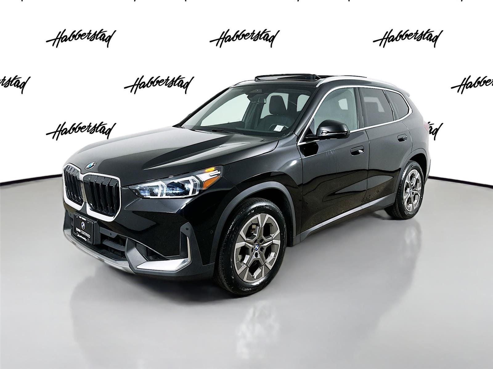 2023 BMW X1 28i's photo