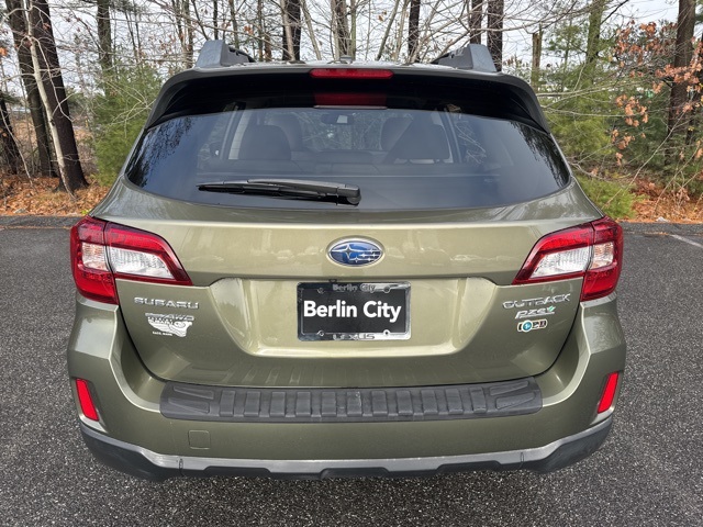 2015 Subaru Outback 2.5i Limited photo 4