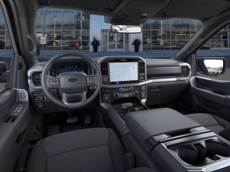2025 Ford F-150 XLT photo 7