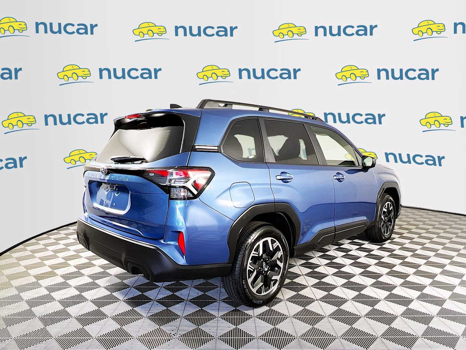2025 Subaru Forester Premium Base photo 5