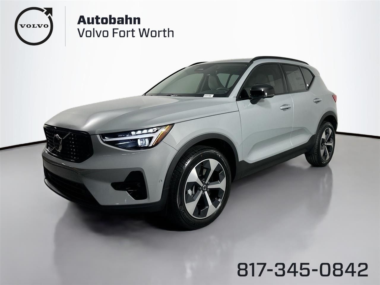 2026 Volvo XC40 Plus's photo