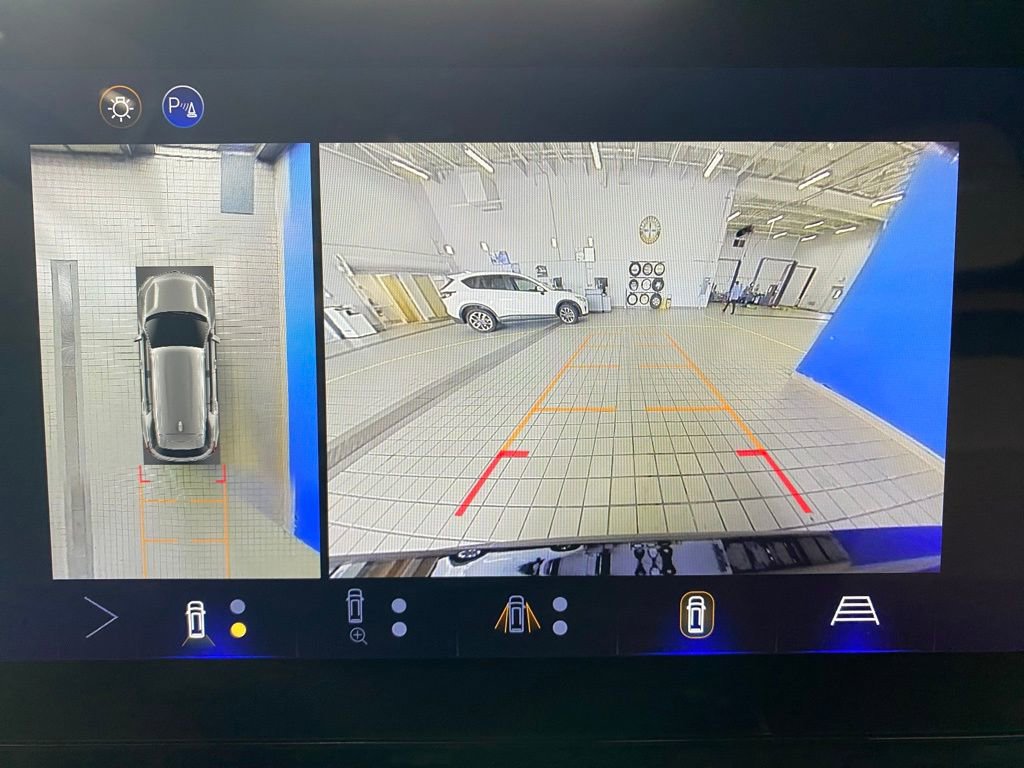 2026 Chevrolet Equinox ACTIV photo 3