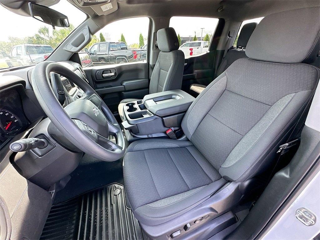 2025 Chevrolet Silverado 1500 Custom Trail Boss photo 13