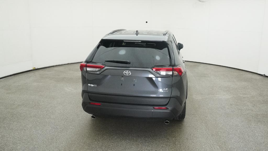 2025 Toyota RAV4 Hybrid LE photo 18