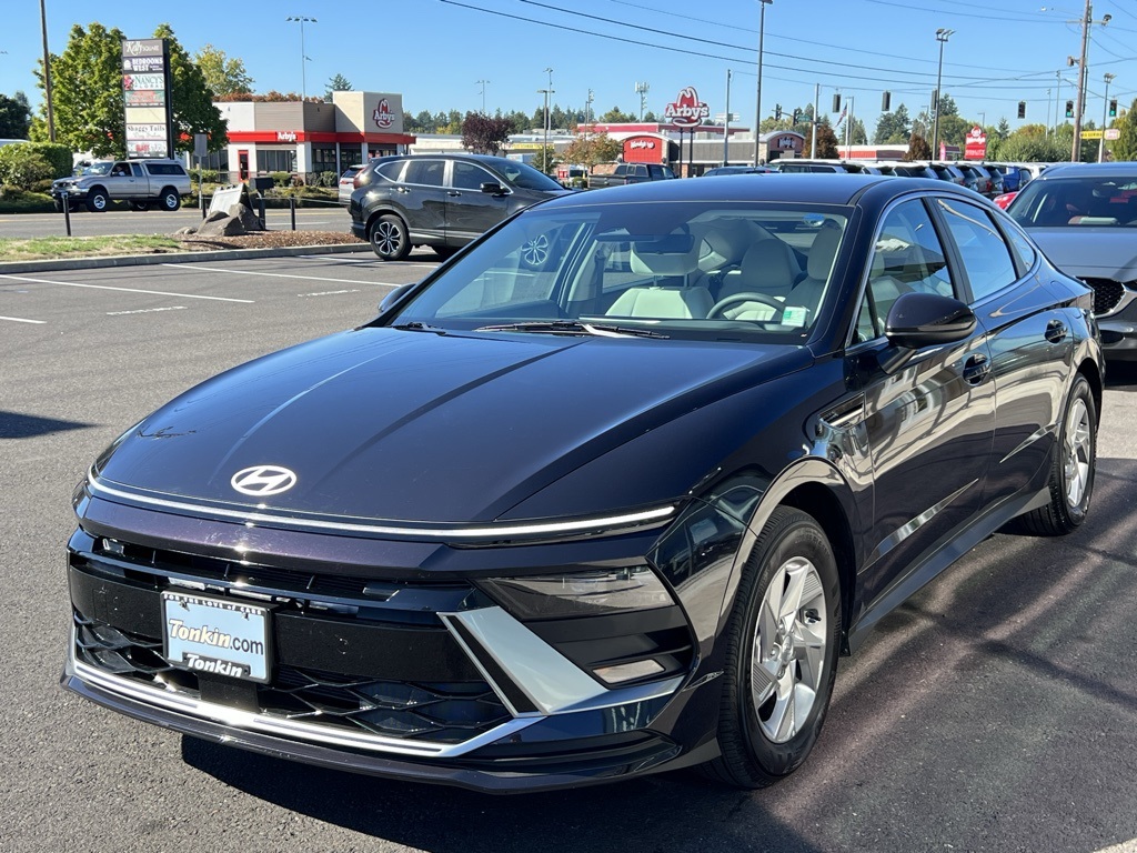 2025 Hyundai Sonata SE photo 3