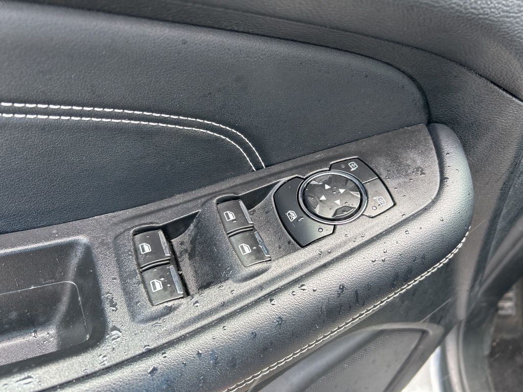 2022 Ford Edge Titanium photo 13