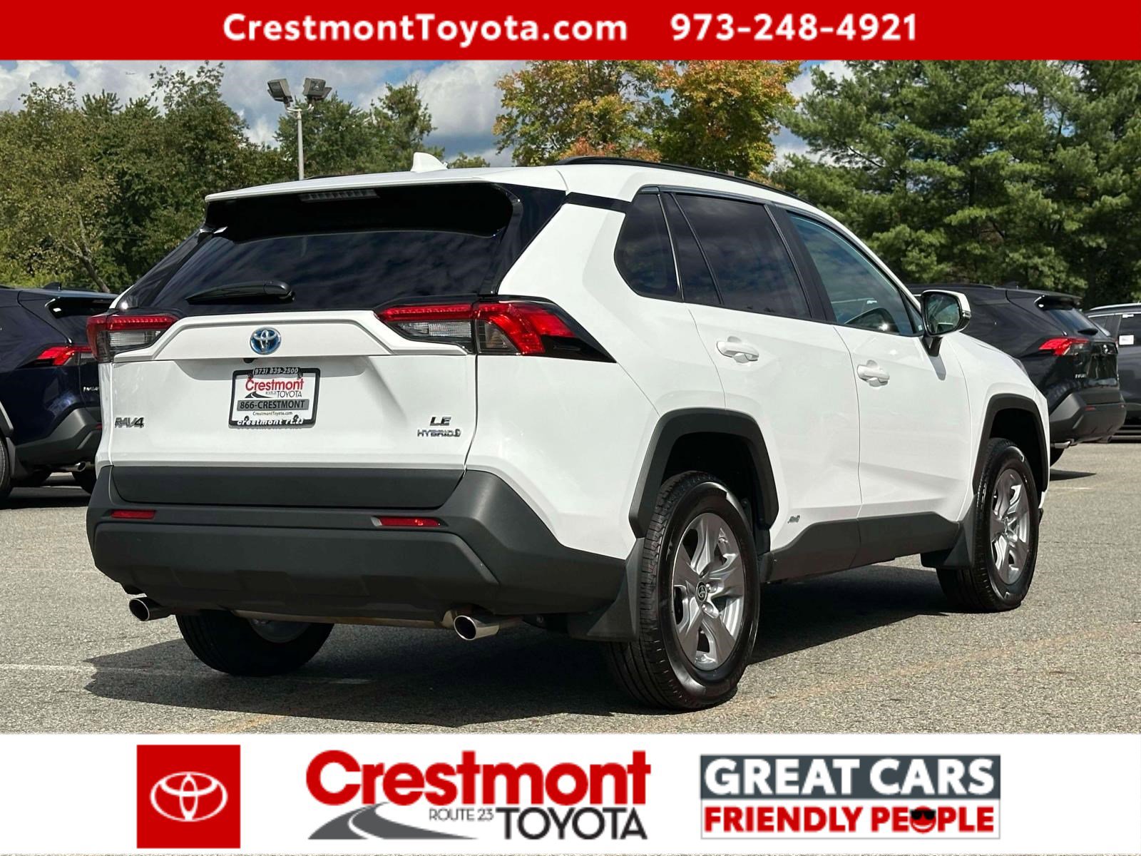 2024 Toyota RAV4 Hybrid LE photo 3