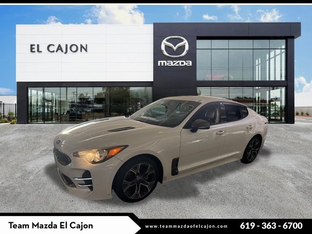 2020 Kia Stinger GT-Line's photo