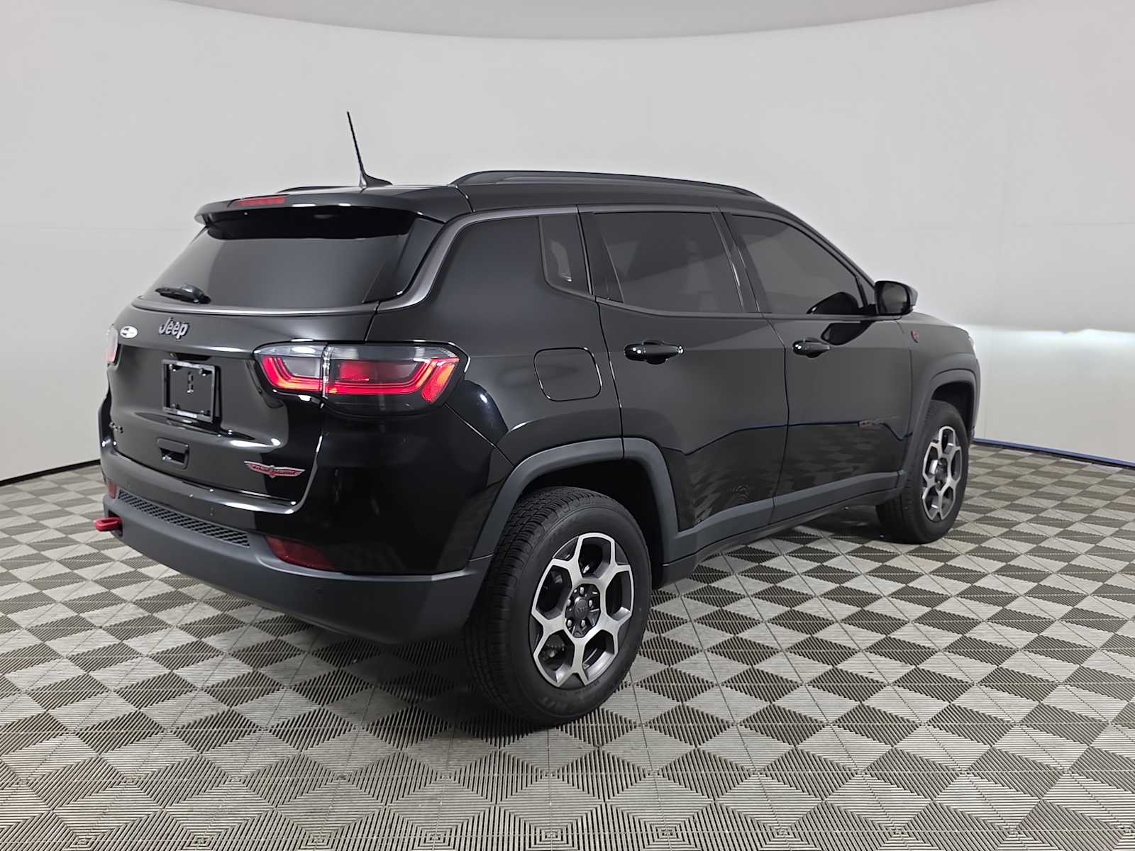 2022 Jeep Compass Trailhawk photo 7