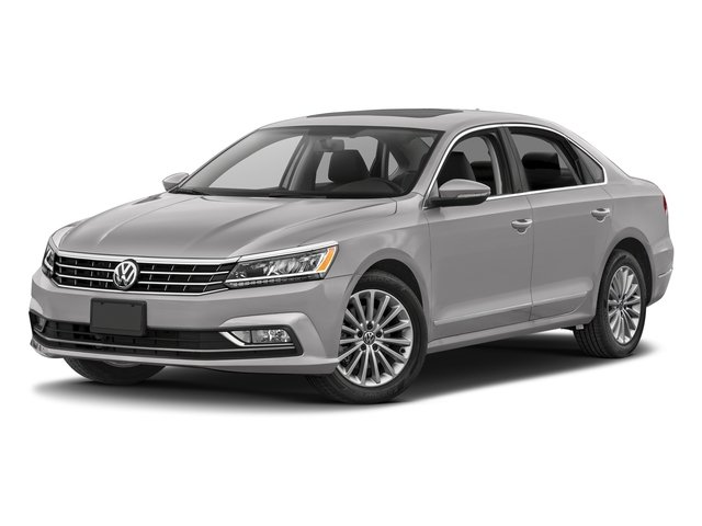 2017 Volkswagen Passat SE's photo