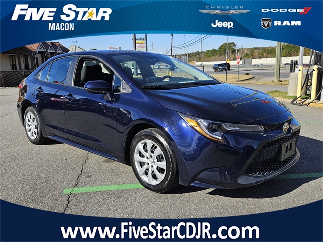 2022 Toyota Corolla LE's photo