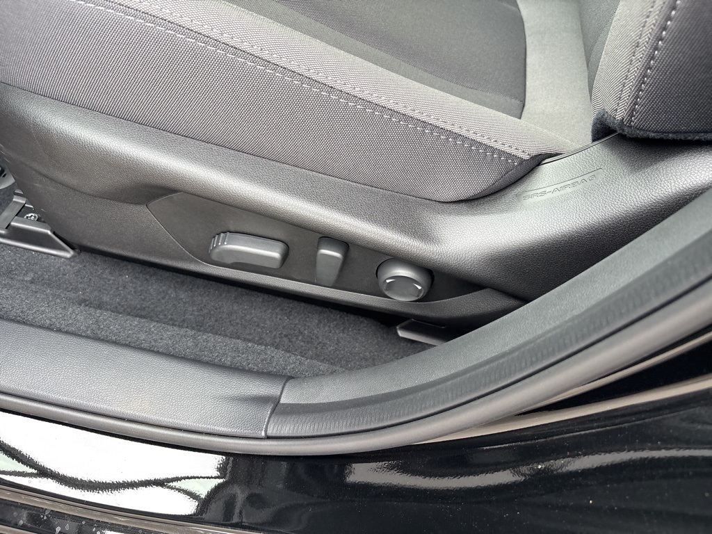 2025 Subaru Crosstrek Premium photo 21
