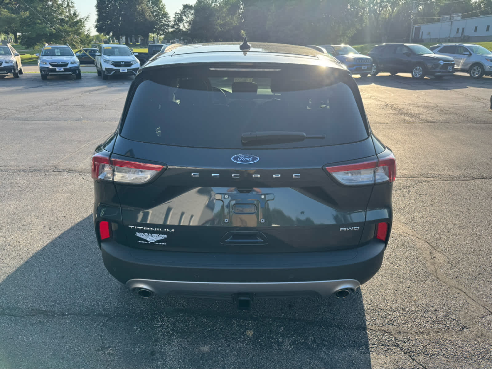 2022 Ford Escape Titanium photo 4