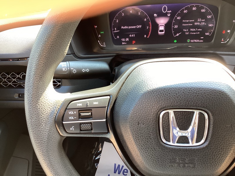 2023 Honda Accord LX photo 33