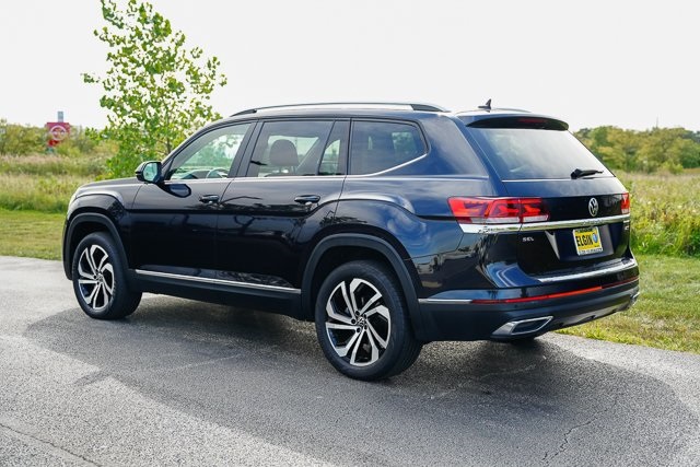2022 Volkswagen Atlas SEL photo 25