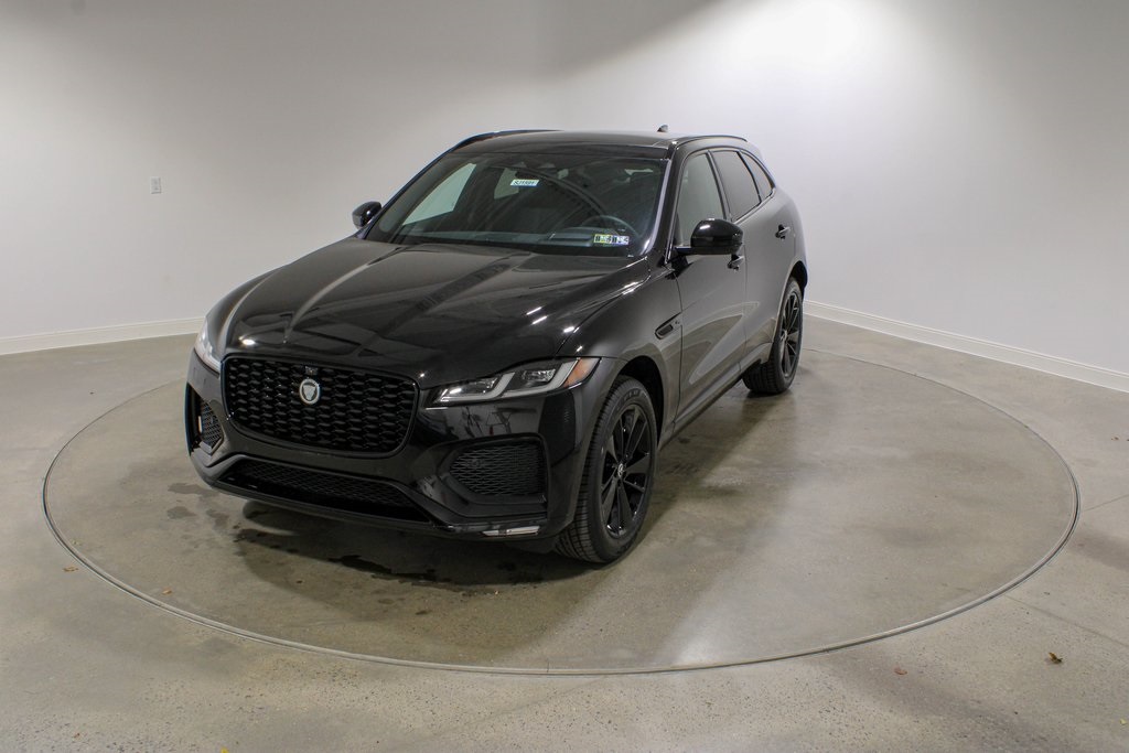 2026 Jaguar F-Pace R-Dynamic S's photo